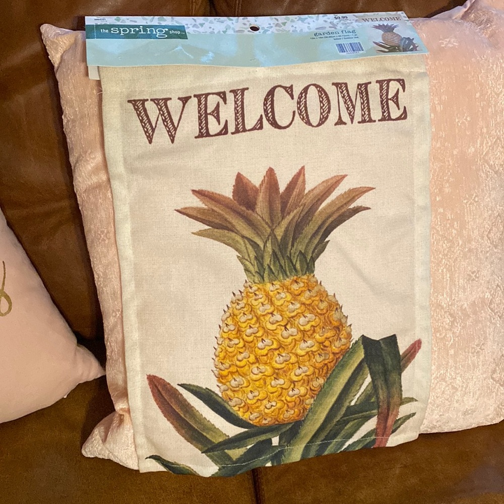 Pineapple 🍍 Welcome Garden Flag